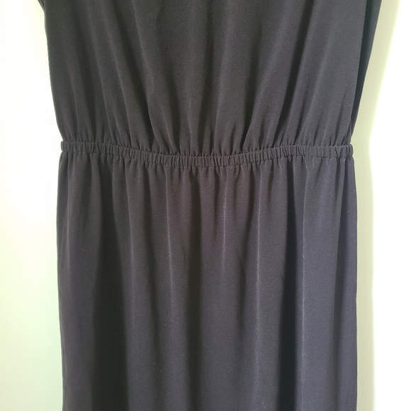 Dress - Picture 3 of 6